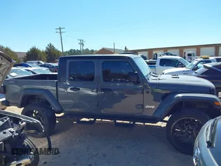2020 Jeep Gladiator Overland z VIN 1C6HJTFG4LL143369, wystawiony jako IAAI lot #41827409 z przebiegiem 77 752 mil mil oraz . Historia ofert i sprzedaży dostępna na DreamBid. Obrazek 13.