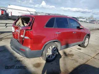 2011 Kia Sorento LX with VIN 5XYKT4A23BG083170, listed as a Copart auction lot 44456045 with 197,621 mi miles and Clean Title. Bid and sale history available at carsss.com. Image 3.