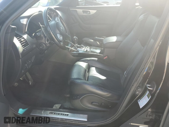 2016 Infiniti QX70 with VIN JN8CS1MU5GM671150, listed as a Copart auction lot 52482345 with 138,204 mi miles and Salvage title. Bid and sale history available at DreamBid. Image 7.