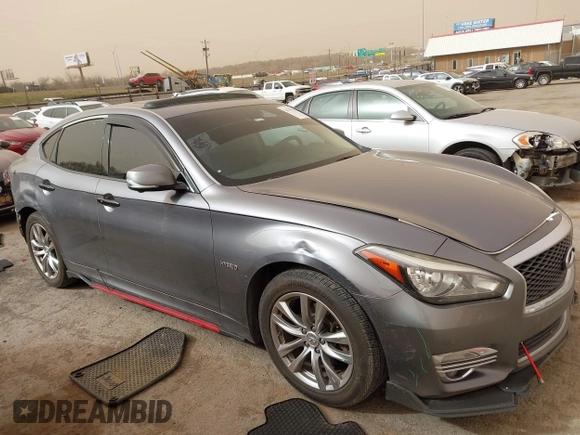 2015 Infiniti M35h Hybrid with VIN JN1EY1AP2FM510029, listed as a IAAI auction lot 41795913 with 152,475 mi miles. Bid and sale history available at carsss.com. Image 13.