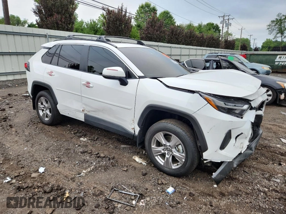 2024 Toyota RAV4 XLE with VIN 2T3P1RFV5RC431852, listed as a Copart auction lot 64449775 with 22,378 mi miles and Salvage title. Bid and sale history available at DreamBid. Image 4.