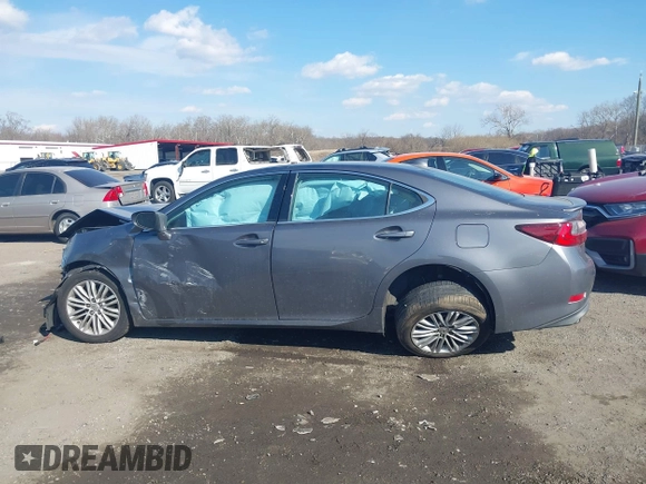2016 Lexus ES 330 с VIN 58ABK1GG8GU013954, выставлен на аукционе IAAI как лот 41668366 с пробегом 102 273 миль миль и . История ставок и продаж доступна на DreamBid. Изображение 14.