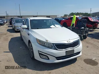 2015 Kia Optima SX with VIN 5XXGR4A73FG487452, listed as a IAAI auction lot 41701755 with 131,922 mi miles and . Bid and sale history available at carsss.com. Image 1.