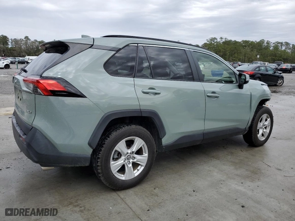 2019 Toyota RAV4 XLE with VIN JTMW1RFV7KD014360, listed as a Copart auction lot 47197065 with NaN miles and Salvage Title. Bid and sale history available at carsss.com. Image 3.