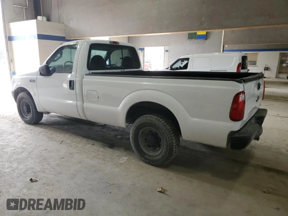 2003 Ford F-250 XL z VIN 3FTNF20L43MB35476, wystawiony jako Copart lot #47252475 z przebiegiem 434 412 mil mil oraz Czysty tytuł • Clean title. Historia ofert i sprzedaży dostępna na DreamBid. Obrazek 2.