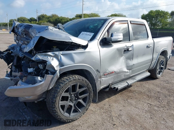 2019 Ram 1500 Big Horn z VIN 1C6RREFT0KN785936, wystawiony jako IAAI lot #41724260 z przebiegiem 71 247 mil mil oraz . Historia ofert i sprzedaży dostępna na DreamBid. Obrazek 2.