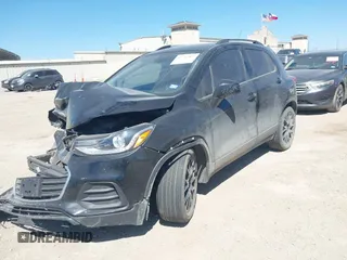 2022 Chevrolet Trax LT with VIN KL7CJLSM9NB516913, listed as a IAAI auction lot 41747827 with 103,121 mi miles. Bid and sale history available at carsss.com. Image 17.