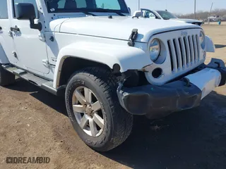 2016 Jeep Wrangler Unlimited 75th Anniversary with VIN 1C4BJWEG1GL222361, listed as a IAAI auction lot 41734628 with 110,066 mi miles. Bid and sale history available at carsss.com. Image 6.