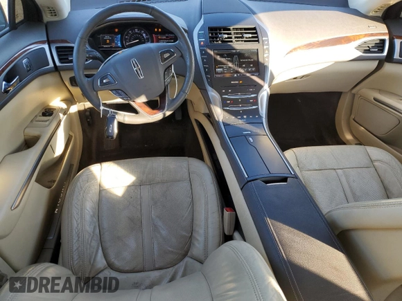2014 Lincoln MKZ Hybrid z VIN 3LN6L2LU8ER825265, wystawiony jako Copart lot #49480805 z przebiegiem 138 746 mil mil oraz Szkoda całkowita • Salvage title. Historia ofert i sprzedaży dostępna na DreamBid. Obrazek 8.