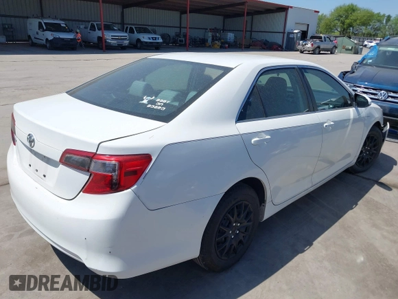 2012 Toyota Camry L with VIN 4T1BF1FK0CU593941, listed as a IAAI auction lot 41880560 with 126,658 mi miles. Bid and sale history available at carsss.com. Image 4.