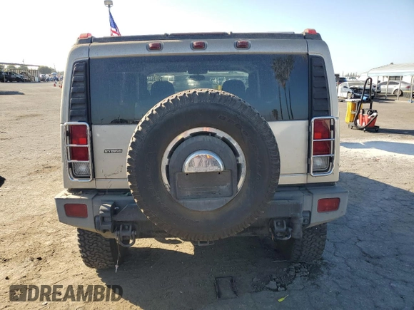2006 Hummer H2 with VIN 5GRGN23U96H100245, listed as a Copart auction lot 85813544 with 0 mi miles and Salvage Title. Bid and sale history available at carsss.com. Image 6.