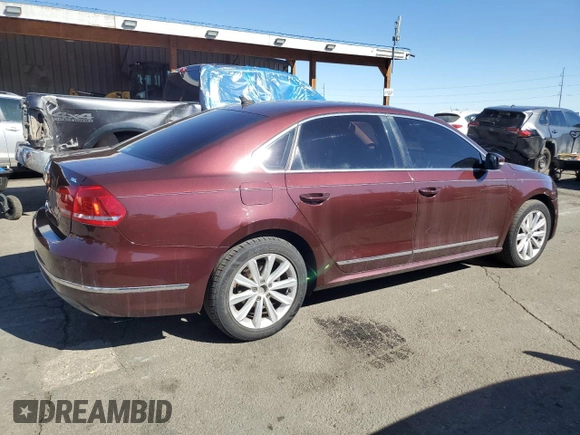 2013 Volkswagen Passat SEL Premium z VIN 1VWCH7A3XDC014934, wystawiony jako Copart lot #47226015 z przebiegiem 163 443 mil mil oraz Czysty tytuł • Clean title. Historia ofert i sprzedaży dostępna na DreamBid. Obrazek 3.