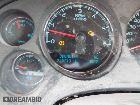 2011 Chevrolet Suburban LT with VIN 1GNSCJE0XBR355603, listed as a IAAI auction lot 42555932 with 240,213 mi miles and . Bid and sale history available at DreamBid. Image 13.