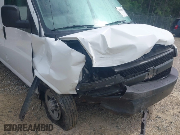 2020 Chevrolet Express Cargo with VIN 1GCWGAFP7L1128105, listed as a IAAI auction lot 42186923 with 183,036 mi miles and . Bid and sale history available at DreamBid. Image 6.