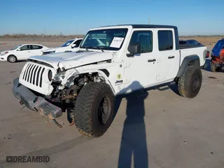 2020 Jeep Gladiator Sport S with VIN 1C6HJTAG6LL109425, listed as a IAAI auction lot 41168729 with NaN miles. Bid and sale history available at carsss.com. Image 17.