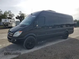 2012 Mercedes-Benz Sprinter Cargo with VIN WD3PE8CC0C5687020, listed as a Copart auction lot 86283214 with 83,458 mi miles and Clean Title. Bid and sale history available at carsss.com. Image 1.