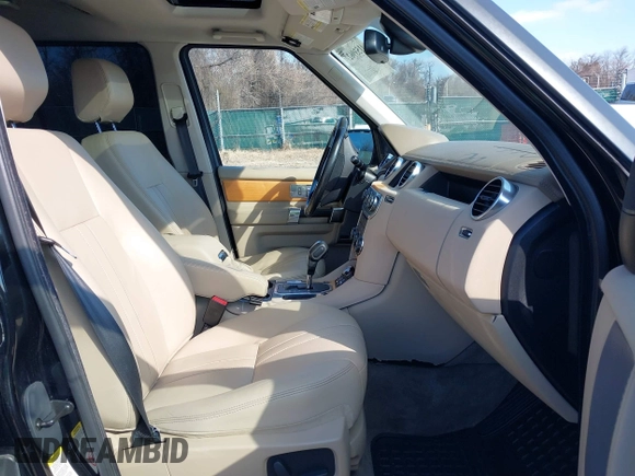 2012 Land Rover LR4 HSE with VIN SALAG2D41CA650214, listed as a IAAI auction lot 41539627 with 139,293 mi miles and . Bid and sale history available at DreamBid. Image 5.