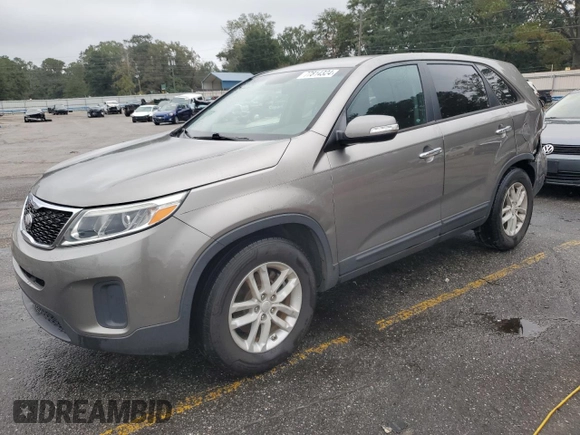 2014 Kia Sorento LX with VIN 5XYKT3A67EG425673, listed as a Copart auction lot 77814324 with 181,490 mi miles and Salvage Title. Bid and sale history available at carsss.com. Image 1.