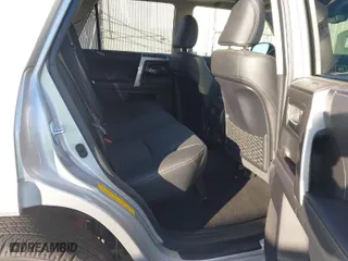 2022 Toyota 4Runner Limited with VIN JTEKU5JR4N5976697, listed as a IAAI auction lot 41335458 with 18,777 mi miles. Bid and sale history available at carsss.com. Image 8.