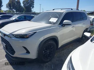 2024 Toyota Highlander XLE with VIN 5TDAAAA59RS007427, listed as a IAAI auction lot 42272224 with 14,260 mi miles and . Bid and sale history available at DreamBid. Image 2.