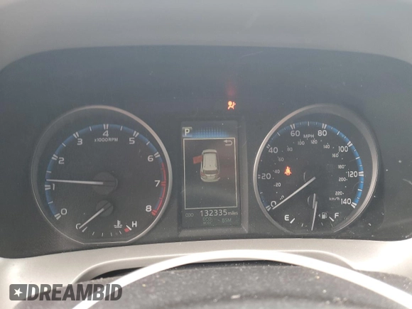 2018 Toyota RAV4 XLE with VIN 2T3WFREV0JW484430, listed as a Copart auction lot 55878455 with 132,335 mi miles and Salvage title. Bid and sale history available at DreamBid. Image 9.
