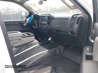 2016 Chevrolet Silverado 1500 Work Truck with VIN 1GCVKNEHXGZ250296, listed as a IAAI auction lot 41139053 with 172,535 mi miles. Bid and sale history available at carsss.com. Image 5.
