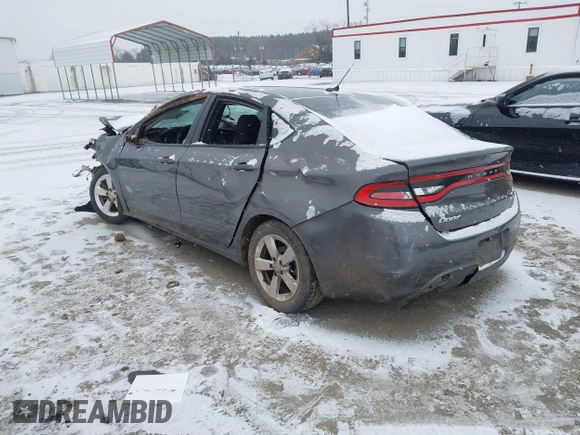 2016 Dodge Dart SXT z VIN 1C3CDFBB3GD661032, wystawiony jako IAAI lot #41613204 z przebiegiem Nie podano mil oraz . Historia ofert i sprzedaży dostępna na DreamBid. Obrazek 3.