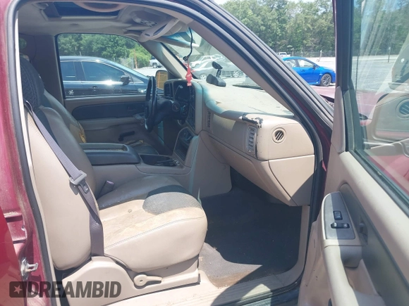 2004 Chevrolet Avalanche Z66 z VIN 3GNEC12T14G154980, wystawiony jako IAAI lot #42739937 z przebiegiem Nie podano mil oraz . Historia ofert i sprzedaży dostępna na DreamBid. Obrazek 5.