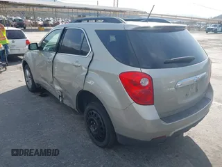 2013 Chevrolet Equinox LT z VIN 2GNALPEKXD6330117, wystawiony jako IAAI lot #41759836 z przebiegiem 126 022 mil mil oraz . Historia ofert i sprzedaży dostępna na DreamBid. Obrazek 3.