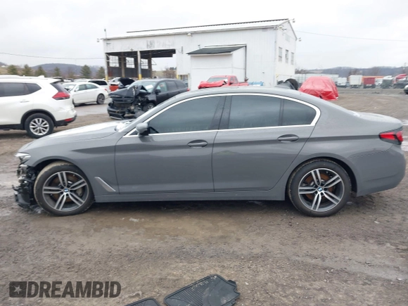 2021 BMW 5 Series 530i xDrive with VIN WBA13BJ07MWX06971, listed as a IAAI auction lot 41185018 with 52,002 mi miles and . Bid and sale history available at carsss.com. Image 15.