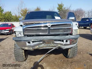 1997 Dodge Ram 1500 with VIN 1B7HF13Z3VJ629609, listed as a IAAI auction lot 41432055 with 210,852 mi miles. Bid and sale history available at carsss.com. Image 6.