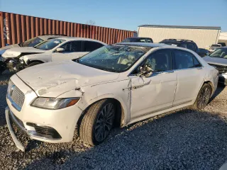 2017 Lincoln Continental Reserve with VIN 1LN6L9NP7H5631267, listed as a Copart auction lot 82662804 with 108,673 mi miles and Salvage Title. Bid and sale history available at carsss.com. Image 1.