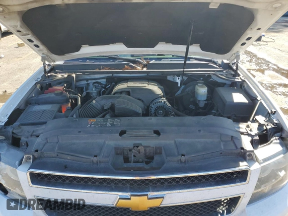 2013 Chevrolet Tahoe LT z VIN 1GNSCBE00DR237312, wystawiony jako Copart lot #48971785 z przebiegiem 211 410 mil mil oraz Szkoda całkowita • Salvage title. Historia ofert i sprzedaży dostępna na DreamBid. Obrazek 12.