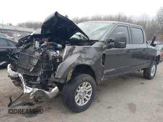 2017 Ford F-250 Lariat z VIN 1FT7W2BT1HEC02912, wystawiony jako IAAI lot #41309090 z przebiegiem 107 244 mil mil oraz . Historia ofert i sprzedaży dostępna na DreamBid. Obrazek 17.