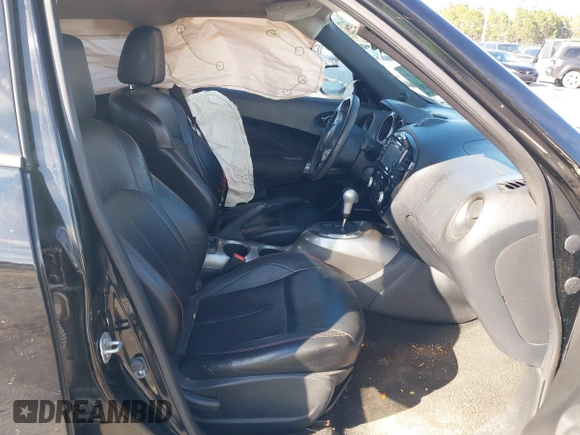 2015 Nissan Juke S with VIN JN8AF5MR6FT508686, listed as a IAAI auction lot 41214220 with 137,619 mi miles. Bid and sale history available at carsss.com. Image 5.