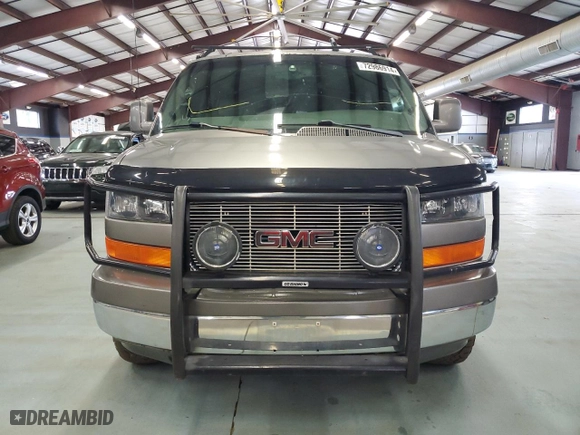 2006 GMC Savana Cargo Van YF7 Upfitter with VIN 1GDFH15T461162417, listed as a Copart auction lot 72986914 with 147,424 mi miles and Clean Title. Bid and sale history available at carsss.com. Image 5.