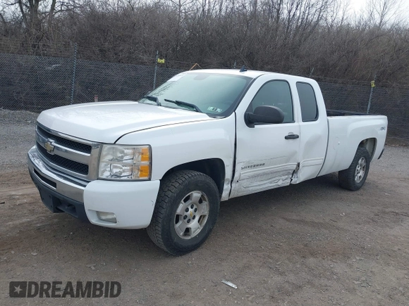 2011 Chevrolet Silverado 1500 LT with VIN 1GCRKSE06BZ186048, listed as a IAAI auction lot 41618521 with 291,361 mi miles and . Bid and sale history available at DreamBid. Image 18.