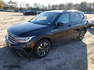 2022 Volkswagen Tiguan S with VIN 3VV1B7AX4NM057164, listed as a Copart auction lot 80263684 with 100,041 mi miles and Salvage Title. Bid and sale history available at carsss.com. Image 1.