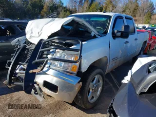 2013 Chevrolet Silverado 2500HD LT with VIN 1GC1CXCG6DF199703, listed as a IAAI auction lot 41287141 with 1 mi miles. Bid and sale history available at carsss.com. Image 20.