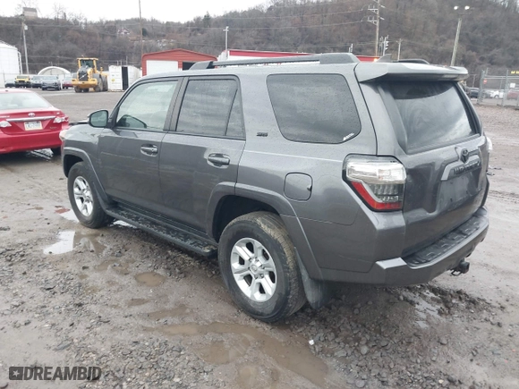 2017 Toyota 4Runner SR5 with VIN JTEBU5JR3H5421146, listed as a IAAI auction lot 41638609 with 101,535 mi miles. Bid and sale history available at carsss.com. Image 3.