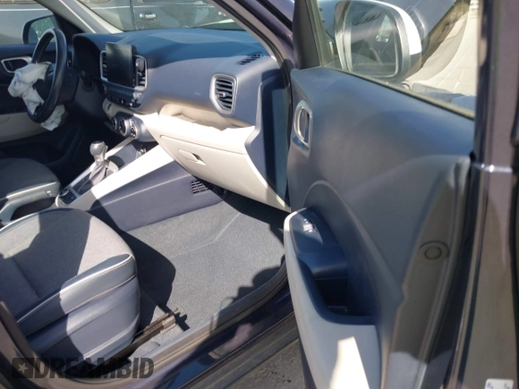 2020 Hyundai Venue SEL with VIN KMHRC8A3XLU023008, listed as a IAAI auction lot 41930278 with 64,551 mi miles. Bid and sale history available at carsss.com. Image 5.