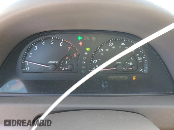 2003 Toyota Camry LE with VIN 4T1BE32K73U221744, listed as a Copart auction lot 50064175 with 218,325 mi miles and Clean Title. Bid and sale history available at DreamBid. Image 9.