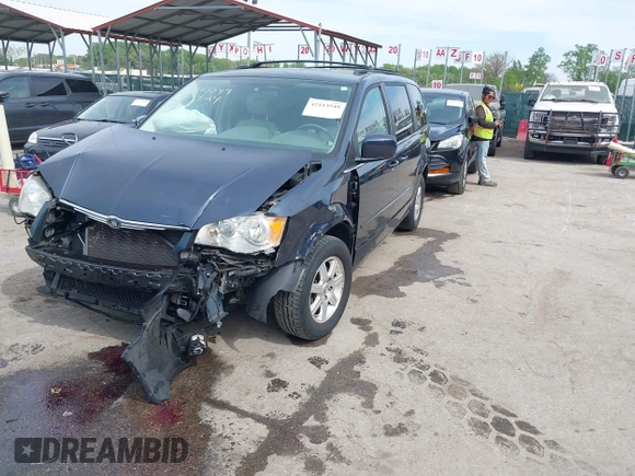2008 Chrysler Town & Country Touring with VIN 2A8HR54P18R612733, listed as a IAAI auction lot 42113549 with 28,437 mi miles and . Bid and sale history available at carsss.com. Image 2.