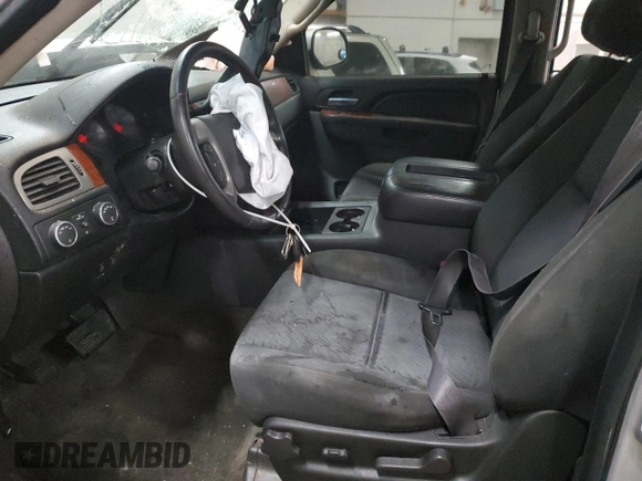 2011 Chevrolet Avalanche LT with VIN 3GNTKFE33BG149330, listed as a Copart auction lot 45932895 with 269,491 mi miles and Salvage title. Bid and sale history available at DreamBid. Image 7.