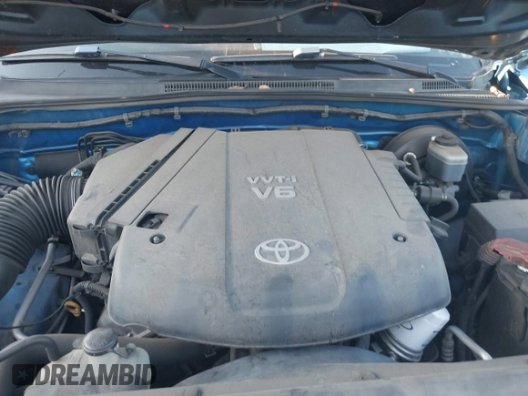 2008 Toyota Tacoma PreRunner with VIN 3TMJU62N38M056852, listed as a IAAI auction lot 41682752 with 163,652 mi miles. Bid and sale history available at carsss.com. Image 10.