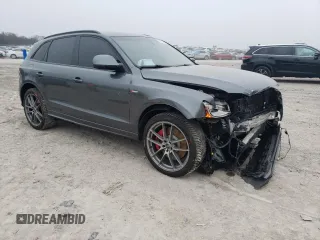 2016 Audi SQ5 Premium Plus with VIN WA1CCAFP3GA052445, listed as a Copart auction lot 88093745 with 101,744 mi miles and Salvage Title. Bid and sale history available at carsss.com. Image 4.
