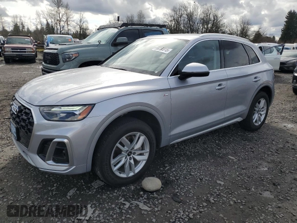 2022 Audi Q5 S line Premium with VIN WA1GAAFY0N2089458, listed as a Copart auction lot 49338915 with 25,993 mi miles and Salvage Title. Bid and sale history available at carsss.com. Image 1.
