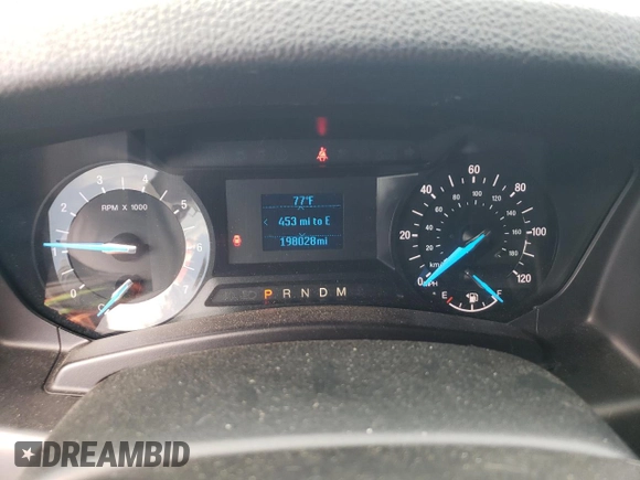 2016 Ford Expedition XL with VIN 1FMJU1FT0GEF29621, listed as a Copart auction lot 61010635 with 198,028 mi miles and Salvage title. Bid and sale history available at DreamBid. Image 9.