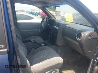 2003 GMC Envoy SLT с VIN 1GKDS13S632413956, выставлен на аукционе IAAI как лот 42367086 с пробегом 258 821 миль миль и . История ставок и продаж доступна на DreamBid. Изображение 5.