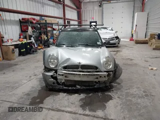 2002 MINI Hardtop with VIN WMWRC33422TC37296, listed as a IAAI auction lot 41385046 with 107,663 mi miles and . Bid and sale history available at DreamBid. Image 13.